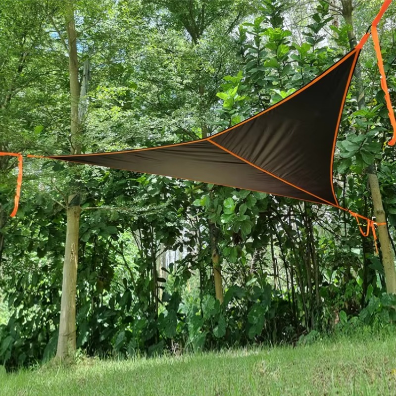 Outdoor Lighting On Trees - 屋外キャンプ用三角ハンモック 折りたたみ式ポータブルメッシュフラットトリプルツリーハンモック