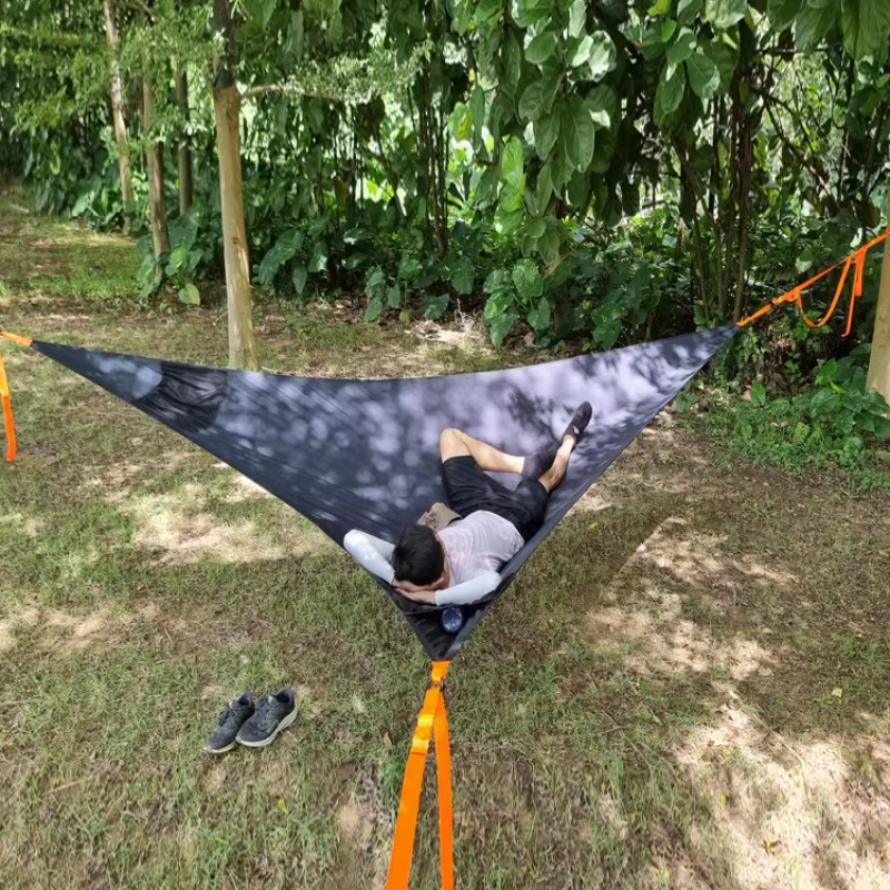 屋外キャンプ用三角ハンモック 折りたたみ式ポータブルメッシュ - Outdoor Lighting On Trees のレビューと価格
